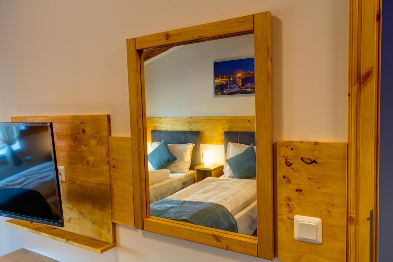 Schlafhuette Hotel คัลเทินเคอร์เคน ภายนอก รูปภาพ